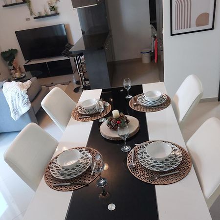 Apartmán The Heynyss'Grace Savigny-sur-Orge Exteriér fotografie