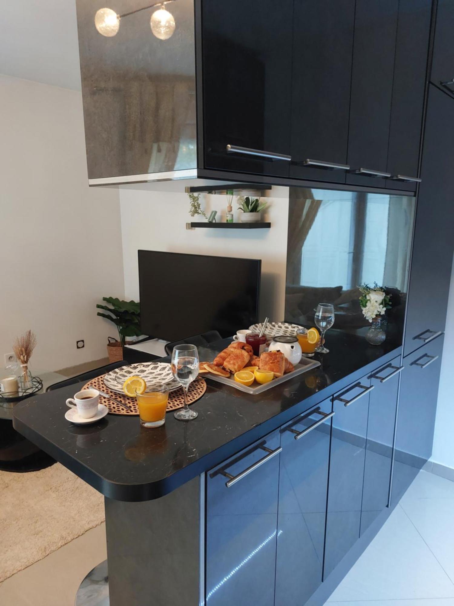 Apartmán The Heynyss'Grace Savigny-sur-Orge Exteriér fotografie